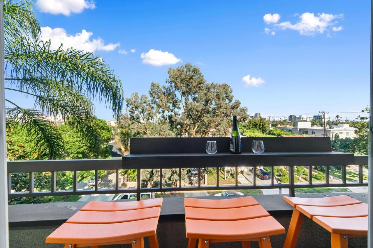 Beverly Hills 2 Bed 2 Bath Penthouse With Den And Parking 414 Лос-Анджелес Екстер'єр фото